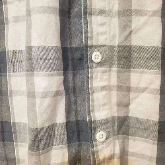 Hurley Men's White/Blue Plaid Cotton Button Down Short - Picture 5 of 10